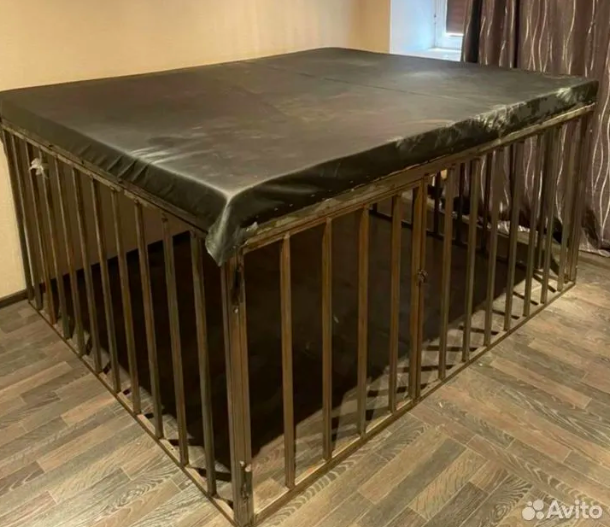 Фото Железную кровать-клетку для БДСМ продают за 15 тысяч в Новосибирске 3